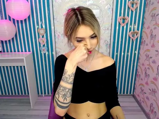 Live sex webcam photo for stellaflores #273369268