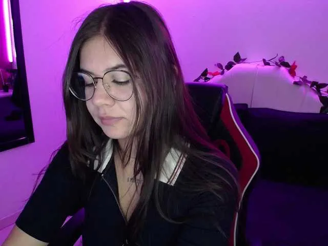 Live sex webcam photo for stephaa #271881367