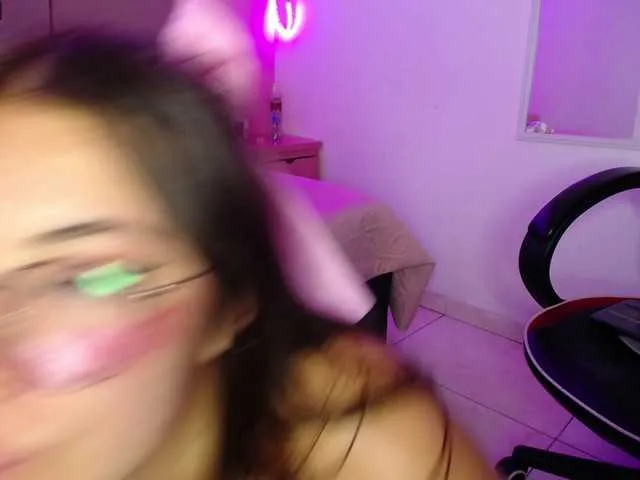 Live sex webcam photo for stephaa #272575384