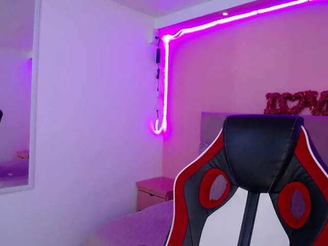 Live sex webcam photo for stephaa #272641522