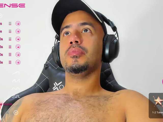 Live sex webcam photo for steven-med27 #276029894