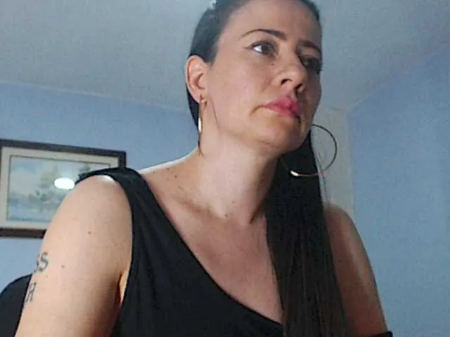 Live sex webcam photo for suavekeila #276224378