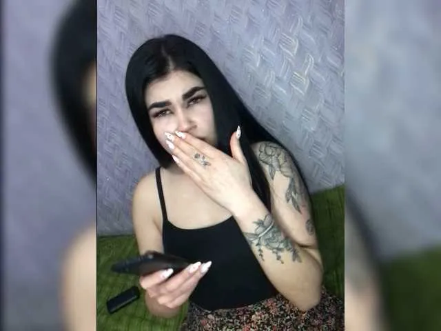 Live sex webcam photo for suchka-black- #272480104