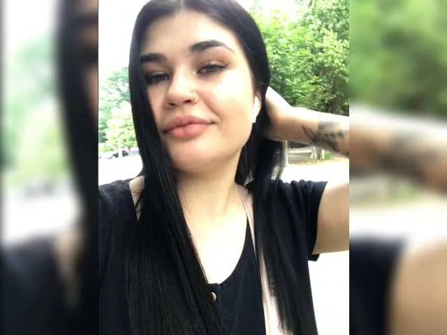 Live sex webcam photo for suchka-black- #274012540