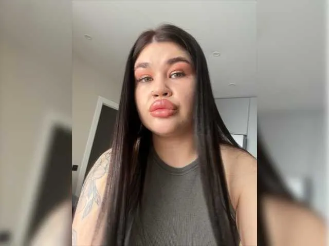 Live sex webcam photo for suchka-black- #278083147