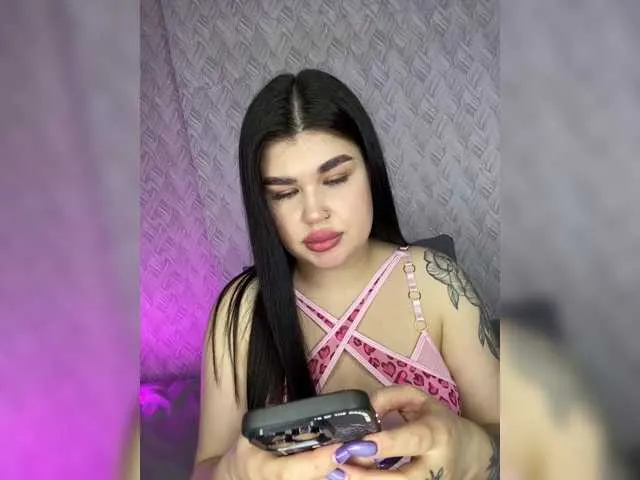 Live sex webcam photo for suchka-black- #290689522
