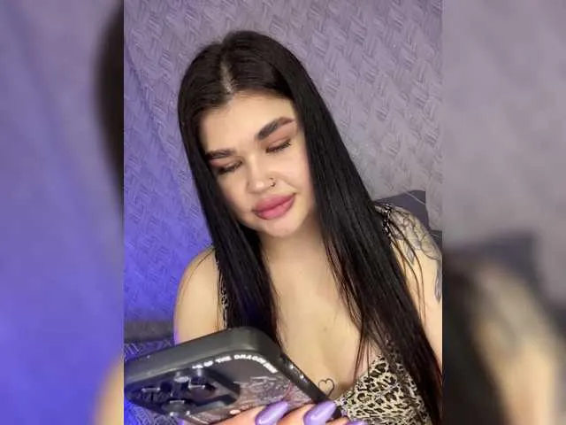 Live sex webcam photo for suchka-black- #290693529