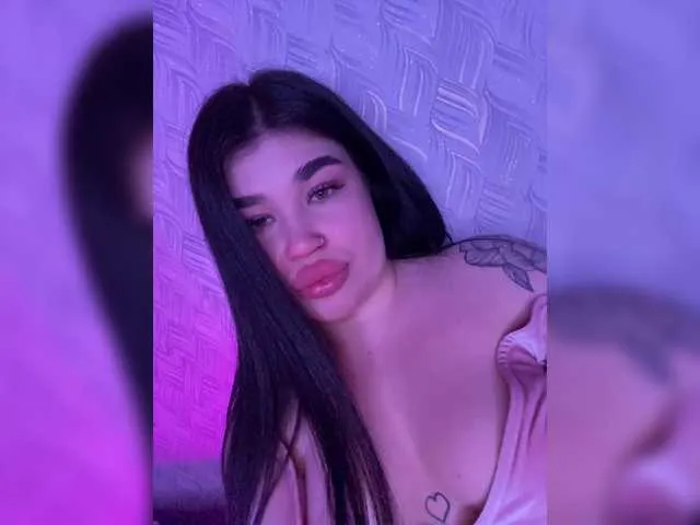 Live sex webcam photo for suchka-black- #290784088