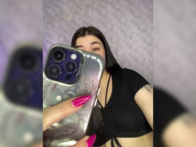 Live sex webcam photo for suchka-black- #290873403
