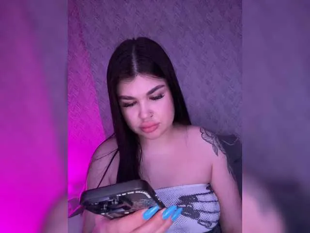 Live sex webcam photo for suchka-black- #290974897