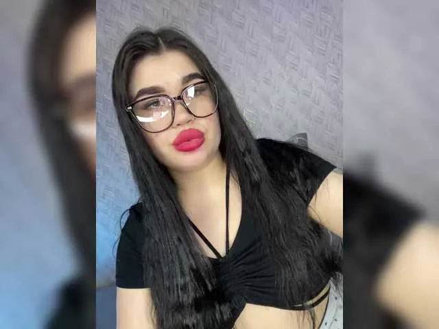 Live sex webcam photo for suchka-black- #291101852