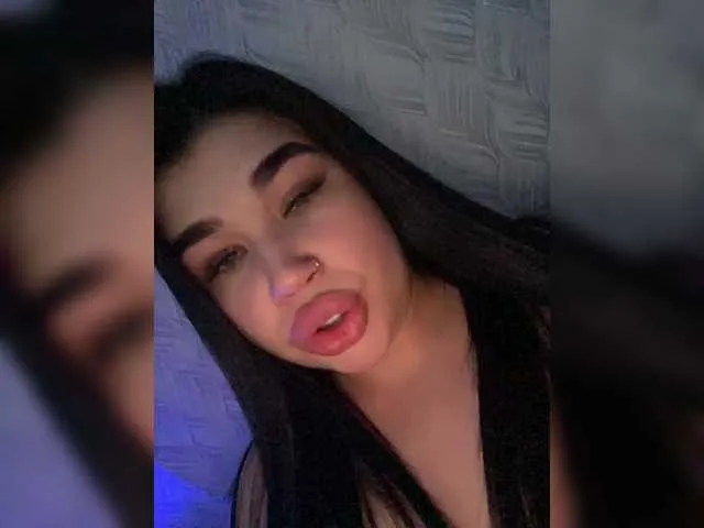 Live sex webcam photo for suchka-black- #291110851