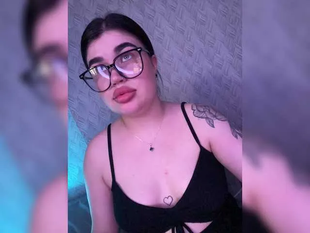 Live sex webcam photo for suchka-black- #291143838