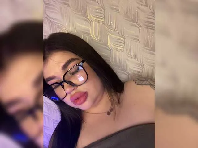 Live sex webcam photo for suchka-black- #291157074