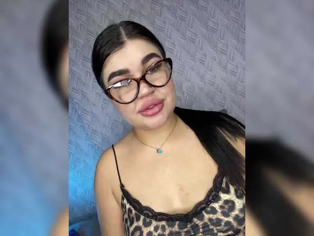 Live sex webcam photo for suchka-black- #291210201