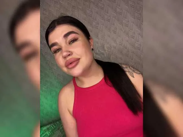 Live sex webcam photo for suchka-black- #291289756