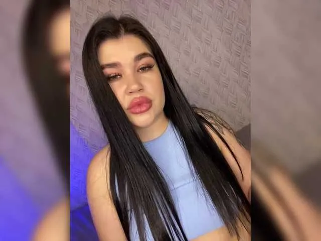 Live sex webcam photo for suchka-black- #291429231