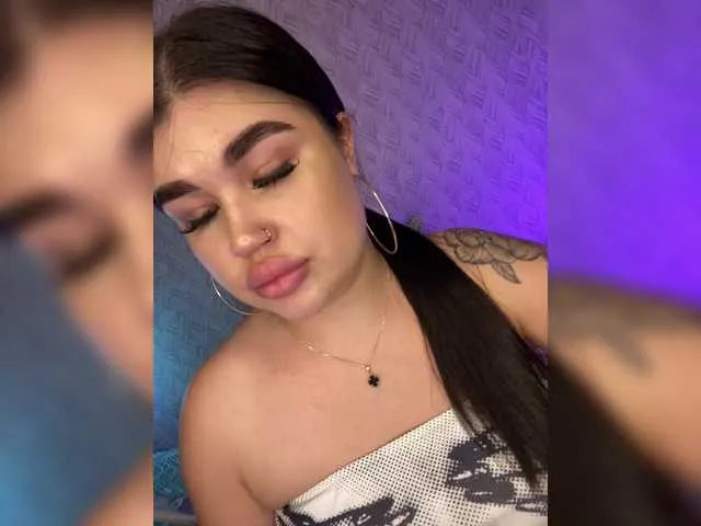 Live sex webcam photo for suchka-black- #291492072