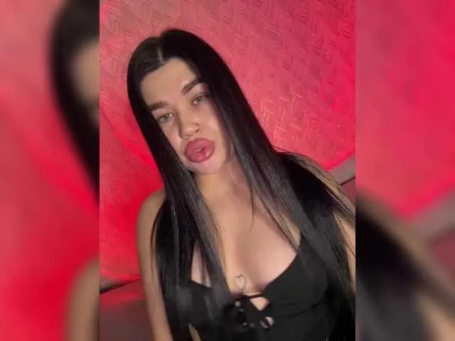 Live sex webcam photo for suchka-black- #292852044