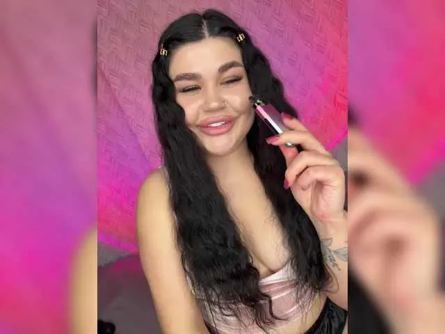 Live sex webcam photo for suchka-black- #293032759