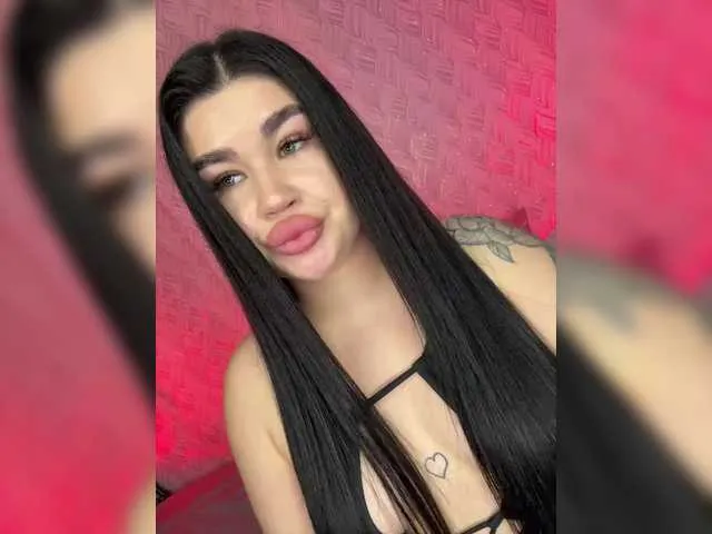 Live sex webcam photo for suchka-black- #293121473