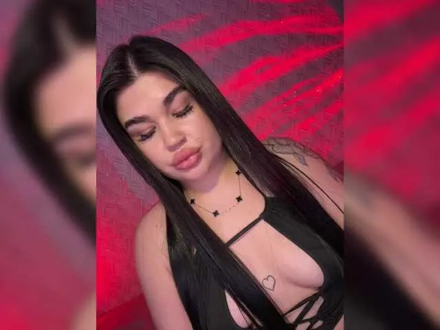 Live sex webcam photo for suchka-black- #293360788