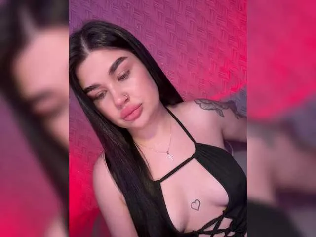 Live sex webcam photo for suchka-black- #293578977