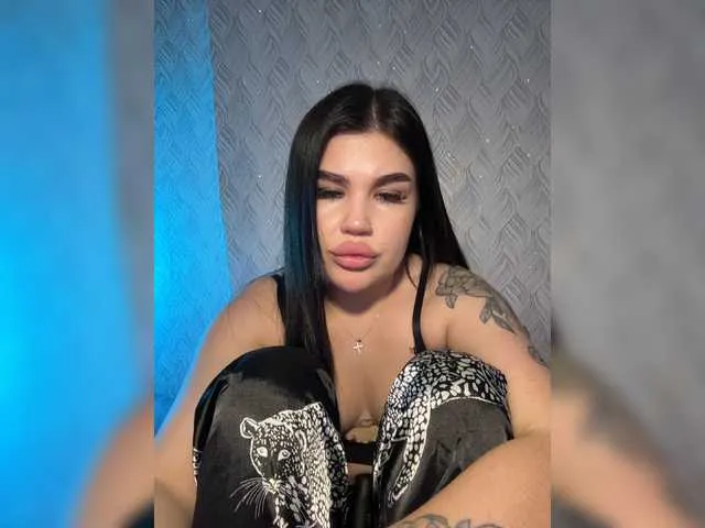 Live sex webcam photo for suchka-black- #293600339