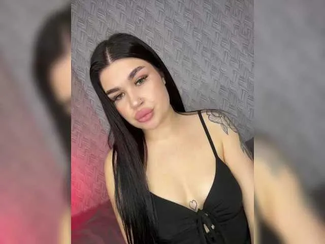 Live sex webcam photo for suchka-black- #293646744