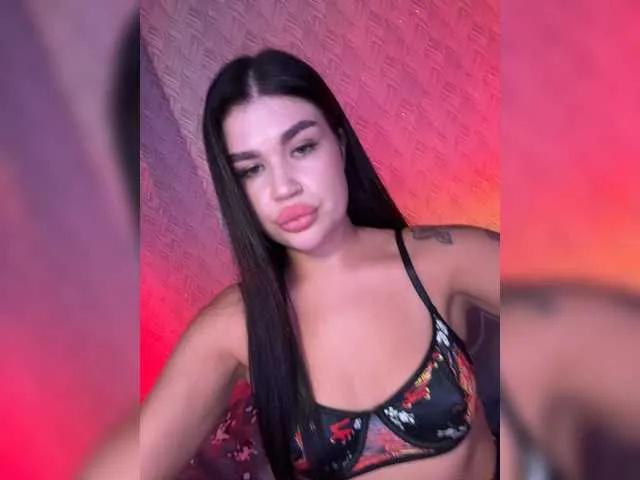 Live sex webcam photo for suchka-black- #293893374