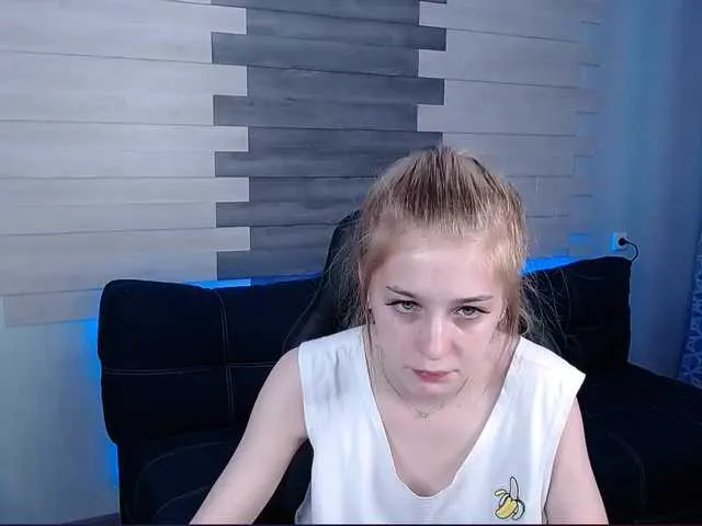 Live sex webcam photo for sugar-girls #273459955