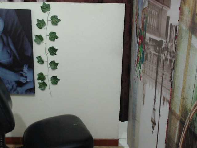 Live sex webcam photo for sugardoll30 #274391921