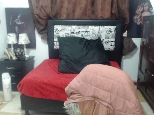 Live sex webcam photo for sugardoll30 #276318719