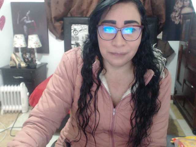 Live sex webcam photo for sugardoll30 #276333617