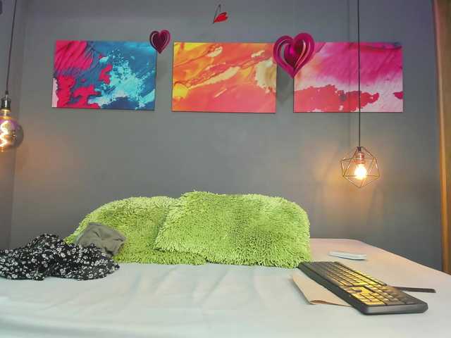 Live sex webcam photo for summer-lee #290185462