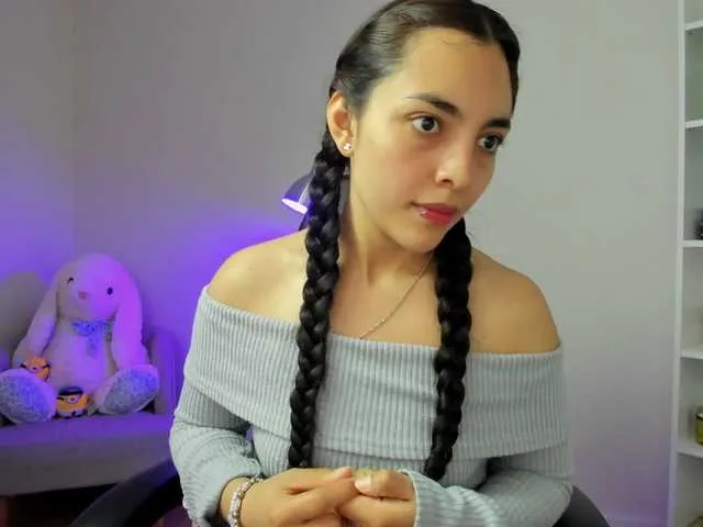 Live sex webcam photo for summerevans #291026533