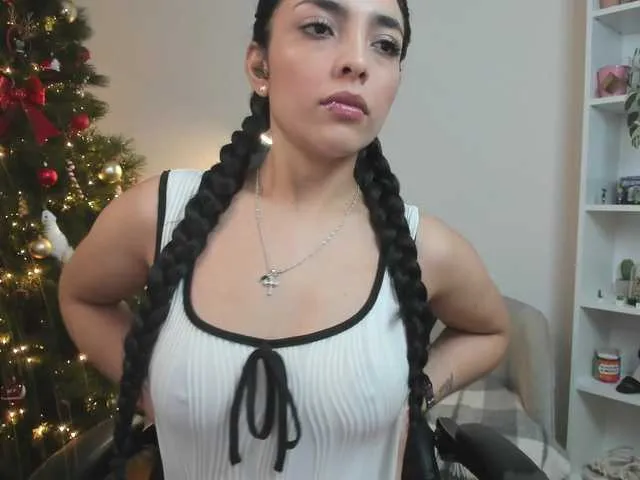 Live sex webcam photo for summerevans #292399617