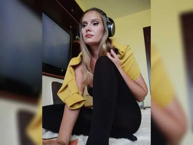 Live sex webcam photo for sura97 #276459411