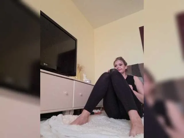 Live sex webcam photo for sura97 #277084567