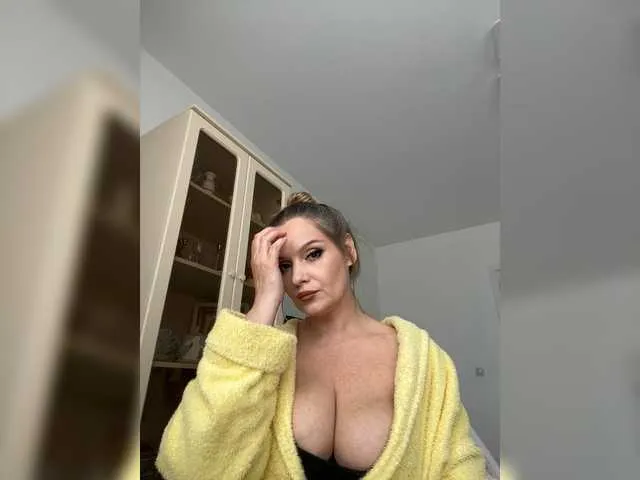 Live sex webcam photo for sura97 #293523236