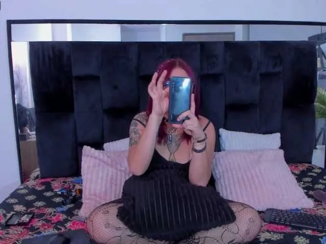 Live sex webcam photo for sussanaford #272314054