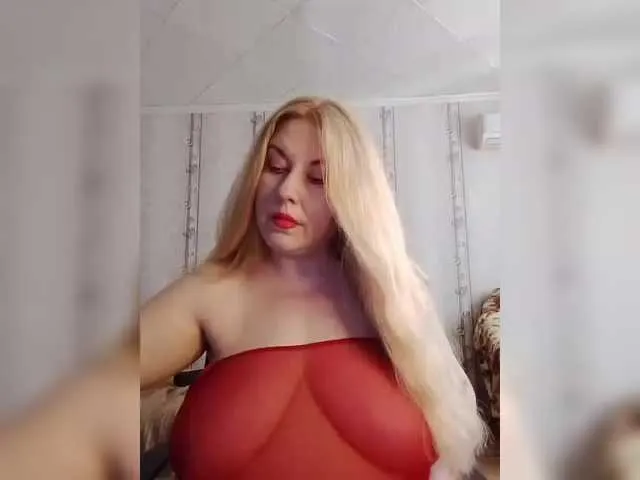 Live sex webcam photo for svetlana235 #291700812