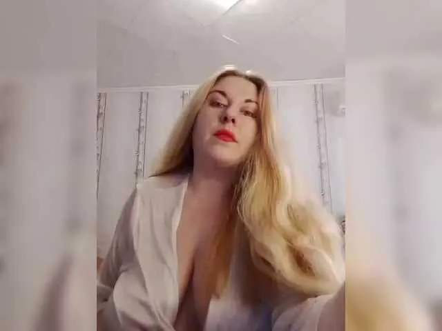 Live sex webcam photo for svetlana235 #292221242