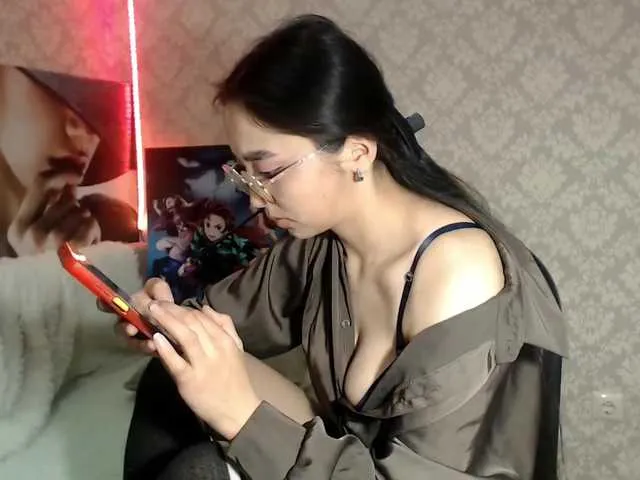 Live sex webcam photo for swanbella #272618641