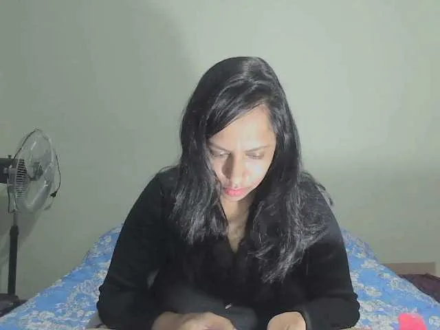 Live sex webcam photo for swaness10 #277998644