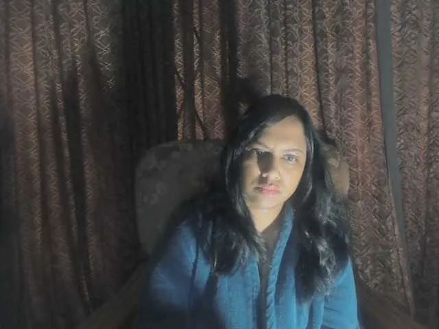 Live sex webcam photo for swaness10 #278092639