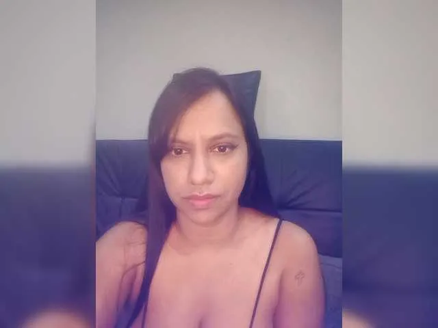 Live sex webcam photo for swaness10 #292159616