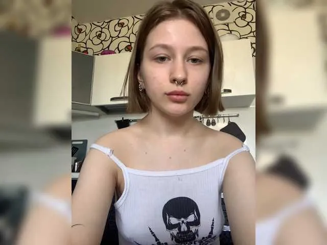 Live sex webcam photo for sweeetbun #273686879