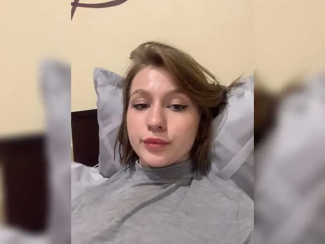 Live sex webcam photo for sweeetbun #273701973