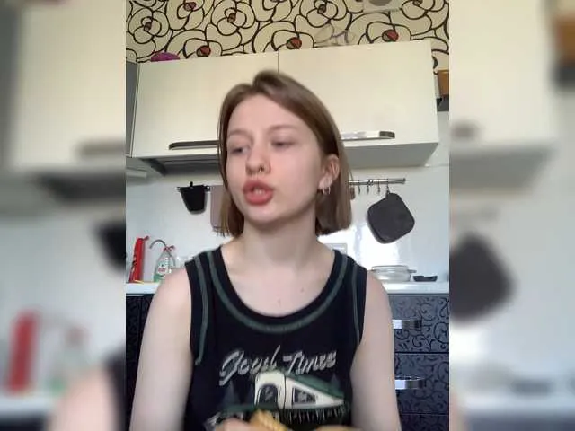 Live sex webcam photo for sweeetbun #273720972